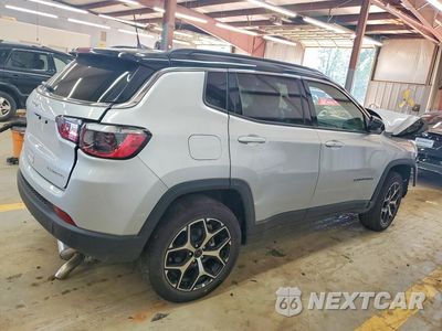 Trzecie zdjęcie samochodu z tyłu: 2026 JEEP COMPASS LIMITED VIN:3C4NJDCN5TT246924 - miniatura
