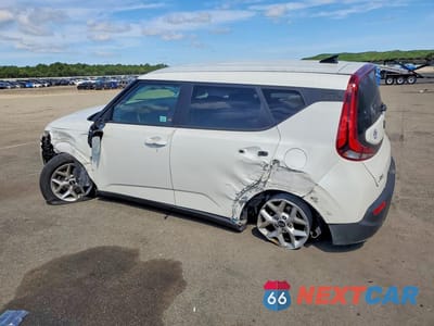 Drugie zdjęcie samochodu z przodu: 2021 KIA SOUL S VIN:KNDJ23AU6M7739811 - miniatura