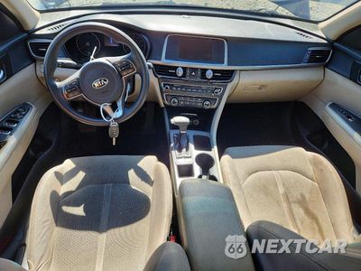 Zdjęcie 8 z 13 samochodu: 2018 KIA OPTIMA LX VIN:5XXGT4L31JG223327 - miniatura