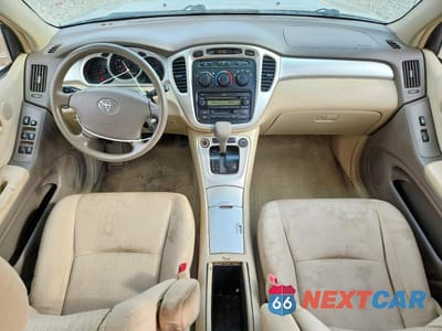 Zdjęcie 8 z 13 samochodu: 2006 TOYOTA HIGHLANDER BASE VIN:JTEEP21A760185043 - miniatura