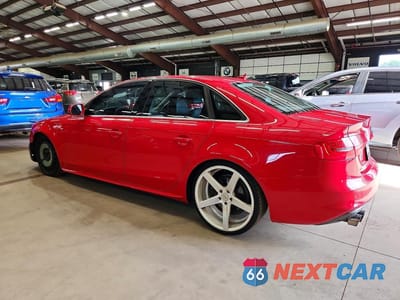 Drugie zdjęcie samochodu z przodu: 2015 AUDI A4 PREMIUM VIN:WAUBFAFL0FN020286 - miniatura