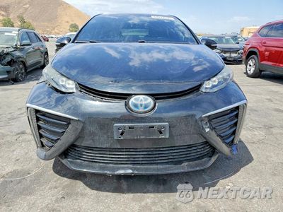 Piąte zdjęcie samochodu w środku: 2017 TOYOTA MIRAI BASE VIN:JTDBVRBD8HA002616 - miniatura