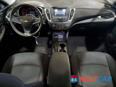 Zdjęcie 8 z 12 samochodu: 2017 CHEVROLET MALIBU LS VIN:1G1ZB5ST4HF204064 - miniatura