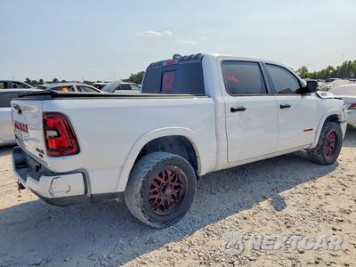Trzecie zdjęcie samochodu z tyłu: 2025 RAM 1500 BIG HORN VIN:1C6RRFFG8SN684328 - miniatura