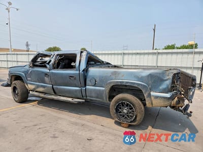 Drugie zdjęcie samochodu z przodu: 2006 GMC SIERRA K2500 HEAVY DUTY VIN:1GTHK23D06F180142 - miniatura