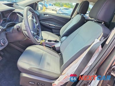 Zdjęcie 7 z 13 samochodu: 2016 FORD ESCAPE SE VIN:1FMCU9G93GUA07128 - miniatura