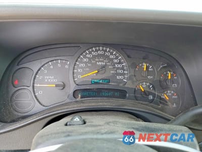 Zdjęcie 9 z 13 samochodu: 2005 CHEVROLET SUBURBAN K1500 VIN:3GNFK16Z35G146158 - miniatura