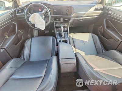 Zdjęcie 8 z 12 samochodu: 2019 VOLKSWAGEN JETTA SEL VIN:3VWE57BU5KM052799 - miniatura