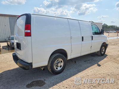 Trzecie zdjęcie samochodu z tyłu: 2021 CHEVROLET EXPRESS G2500 VIN:1GCWGAFPXM1162802 - miniatura