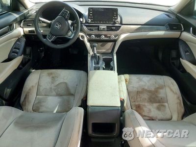 Zdjęcie 8 z 12 samochodu: 2018 HONDA ACCORD LX VIN:1HGCV1F17JA179817 - miniatura