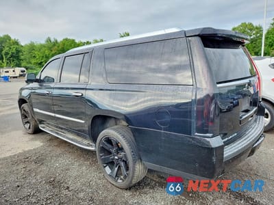 Drugie zdjęcie samochodu z przodu: 2019 CADILLAC ESCALADE ESV LUXURY VIN:1GYS4HKJ0KR242894 - miniatura