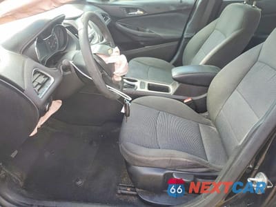 Zdjęcie 7 z 12 samochodu: 2018 CHEVROLET CRUZE LS VIN:1G1BC5SMXJ7151555 - miniatura