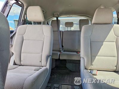 Zdjęcie 10 z 13 samochodu: 2016 HONDA ODYSSEY SE VIN:5FNRL5H3XGB108955 - miniatura