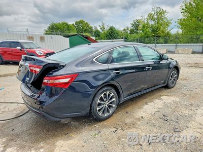 Trzecie zdjęcie samochodu z tyłu: 2016 TOYOTA AVALON HYBRID XLE PREMIUM VIN:4T1BD1EB1GU056069 - miniatura