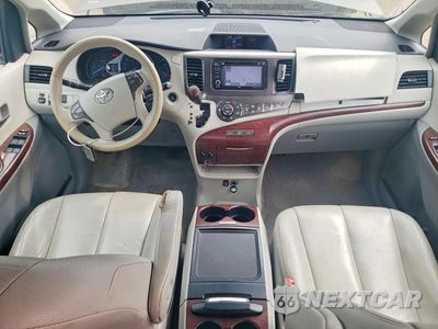 Zdjęcie 8 z 14 samochodu: 2013 TOYOTA SIENNA XLE 7-PASSENGER VIN:5TDDK3DC0DS068772 - miniatura
