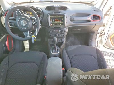 Zdjęcie 8 z 13 samochodu: 2023 JEEP RENEGADE LATITUDE VIN:ZACNJDB11PPP30419 - miniatura