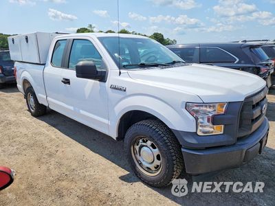 Czwarte zdjęcie samochodu z boku: 2017 FORD F150 SUPER CAB VIN:1FTEX1CF0HKD34021 - miniatura