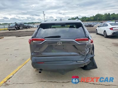 Zdjęcie 6 z 13 samochodu: 2019 TOYOTA RAV4 LE VIN:2T3G1RFV7KC015209 - miniatura
