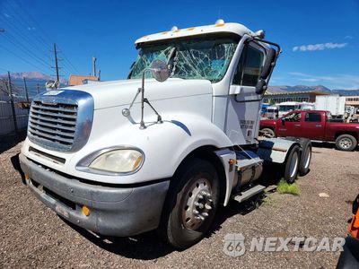 2004 FREIGHTLINER COLUMBIA 120 SEMI TRUCK 1FUJA6CG94LN15332 - główne zdjęcie licytacji z USA - miniatura