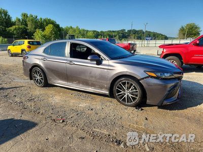 Czwarte zdjęcie samochodu z boku: 2023 TOYOTA CAMRY SE VIN:4T1S11AKXPU106370 - miniatura
