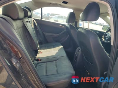 Zdjęcie 10 z 12 samochodu: 2014 VOLKSWAGEN JETTA SE VIN:3VWD17AJXEM365463 - miniatura