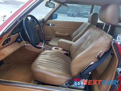 Zdjęcie 7 z 12 samochodu: 1986 MERCEDES-BENZ 560 SL VIN:WDBBA48D9GA044263 - miniatura