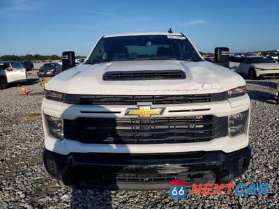 Piąte zdjęcie samochodu w środku: 2024 CHEVROLET SILVERADO K2500 CUSTOM VIN:2GC4YMEY9R1270720 - miniatura