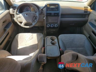 Zdjęcie 8 z 12 samochodu: 2004 HONDA CR-V LX VIN:JHLRD68474C020002 - miniatura