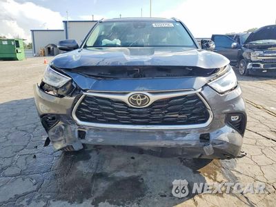 Piąte zdjęcie samochodu w środku: 2023 TOYOTA HIGHLANDER XLE VIN:5TDKDRBH4PS027746 - miniatura