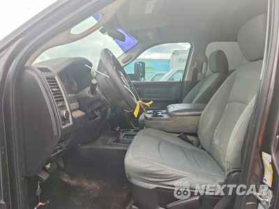 Zdjęcie 7 z 12 samochodu: 2016 RAM 2500 ST VIN:3C6TR5HTXGG120108 - miniatura