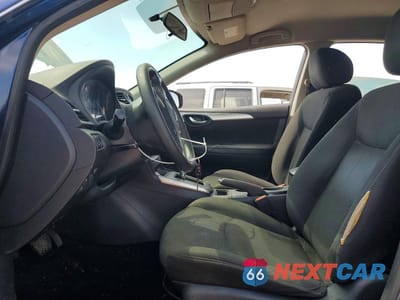 Zdjęcie 7 z 12 samochodu: 2019 NISSAN SENTRA S VIN:3N1AB7AP9KY222096 - miniatura