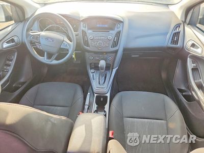 Zdjęcie 8 z 12 samochodu: 2017 FORD FOCUS SE VIN:1FADP3F22HL280334 - miniatura