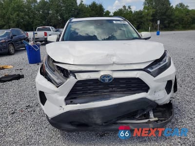 Piąte zdjęcie samochodu w środku: 2024 TOYOTA RAV4 HYBRID XLE VIN:4T3RWRFV2RU117844 - miniatura
