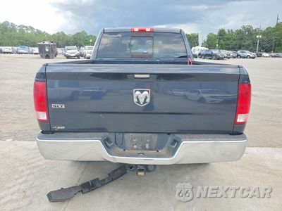 Zdjęcie 6 z 12 samochodu: 2019 RAM 1500 CLASSIC SLT VIN:1C6RR6TT6KS656563 - miniatura