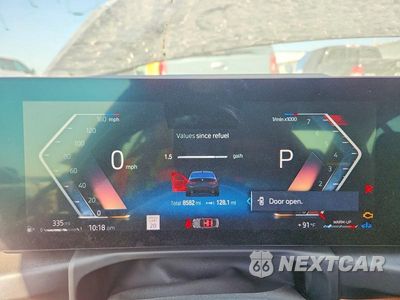 Zdjęcie 9 z 13 samochodu: 2024 BMW 330I VIN:3MW69FF05R8E14210 - miniatura