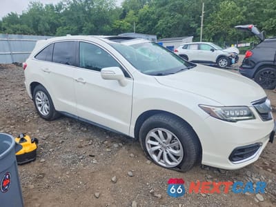 Czwarte zdjęcie samochodu z boku: 2018 ACURA RDX TECHNOLOGY VIN:5J8TB4H59JL028380 - miniatura