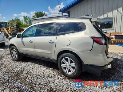 Drugie zdjęcie samochodu z przodu: 2016 CHEVROLET TRAVERSE LT VIN:1GNKRHKD0GJ305507 - miniatura