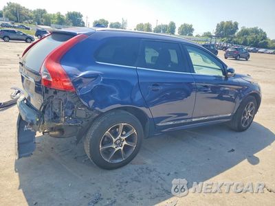Trzecie zdjęcie samochodu z tyłu: 2015 VOLVO XC60 T6 PLATINUM VIN:YV4902RV5F2714749 - miniatura