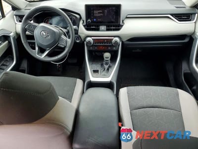 Zdjęcie 8 z 14 samochodu: 2024 TOYOTA RAV4 XLE VIN:2T3P1RFV5RW444437 - miniatura