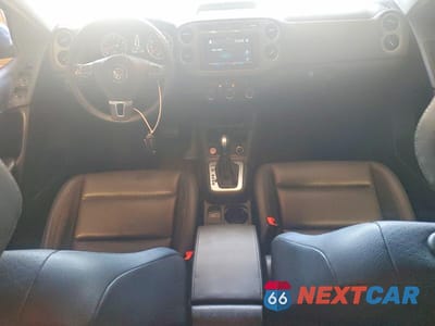Zdjęcie 8 z 13 samochodu: 2017 VOLKSWAGEN TIGUAN S VIN:WVGBV7AX6HK025267 - miniatura