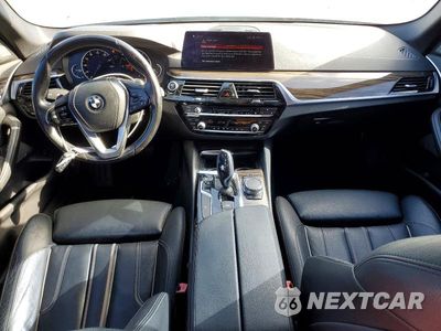 Zdjęcie 8 z 13 samochodu: 2018 BMW 540 I VIN:WBAJE5C59JWA96297 - miniatura