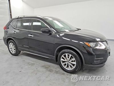 Czwarte zdjęcie samochodu z boku: 2019 NISSAN ROGUE SV VIN:JN8AT2MT0KW254923 - miniatura
