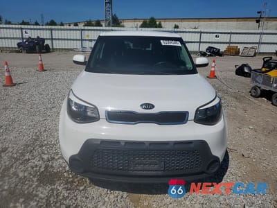 Piąte zdjęcie samochodu w środku: 2016 KIA SOUL BASE VIN:KNDJN2A20G7361067 - miniatura