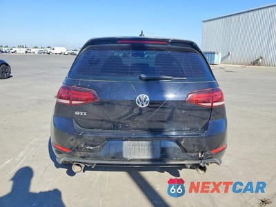 Zdjęcie 6 z 12 samochodu: 2018 VOLKSWAGEN GTI S/SE VIN:3VW447AU4JM292991 - miniatura