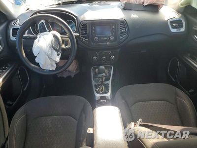 Zdjęcie 8 z 12 samochodu: 2017 JEEP COMPASS SPORT VIN:3C4NJDAB1HT629047 - miniatura