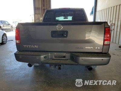 Zdjęcie 6 z 13 samochodu: 2015 NISSAN TITAN PRO-4X VIN:1N6BA0EC6FN510094 - miniatura