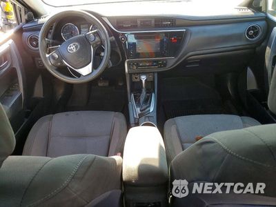 Zdjęcie 8 z 12 samochodu: 2018 TOYOTA COROLLA LE VIN:5YFBURHE9JP792254 - miniatura