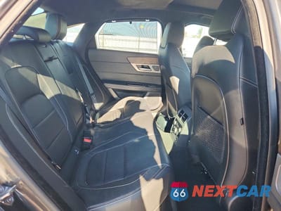 Zdjęcie 10 z 12 samochodu: 2016 JAGUAR XF R - SPORT VIN:SAJBL4BV4GCY05767 - miniatura