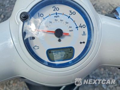Zdjęcie 7 z 9 samochodu: 2016 HONDA NCW50 VIN:JH2AF7714GK000387 - miniatura