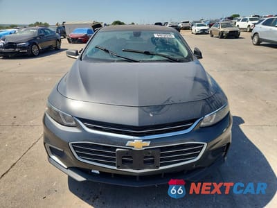 Piąte zdjęcie samochodu w środku: 2017 CHEVROLET MALIBU LT VIN:1G1ZB5STXHF136594 - miniatura